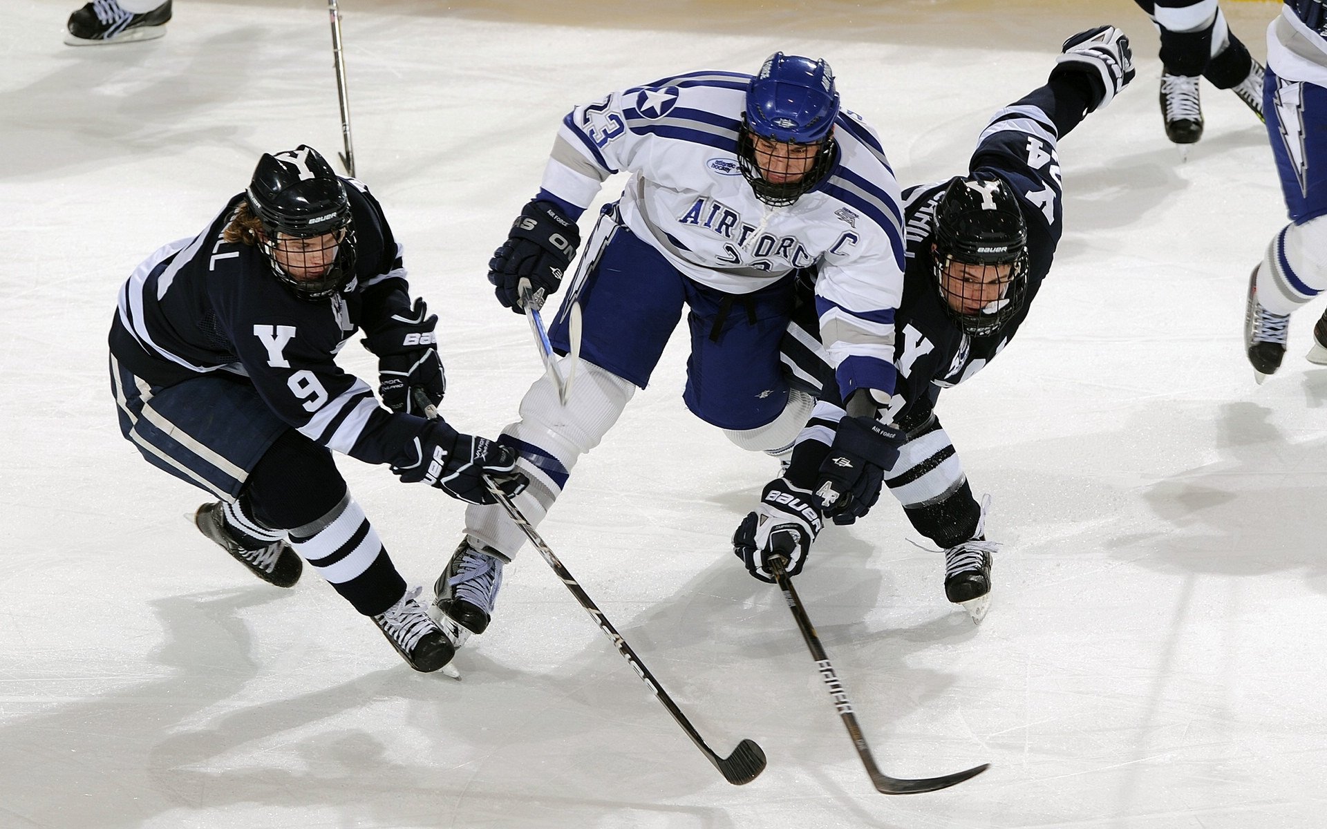 法甲战术创新，专家点评成功转型桥段与未来趋势，法甲实力分析